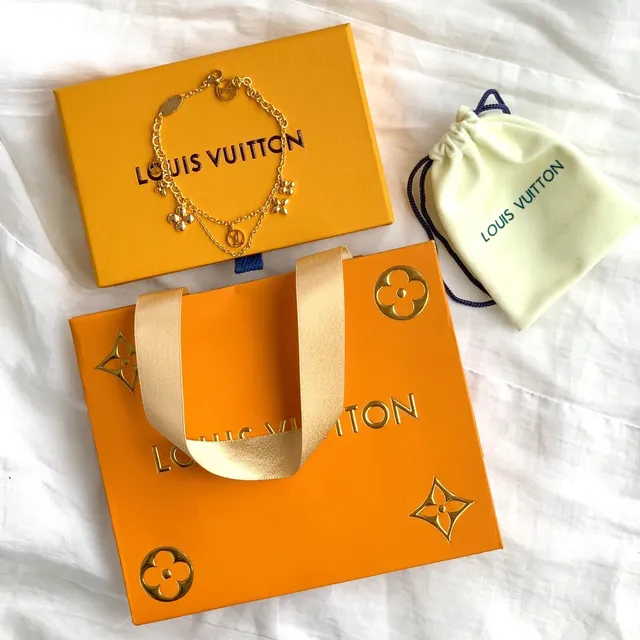 Louis Vuitton Multi-Charm Chain Bracelet Gold Bracelet 2