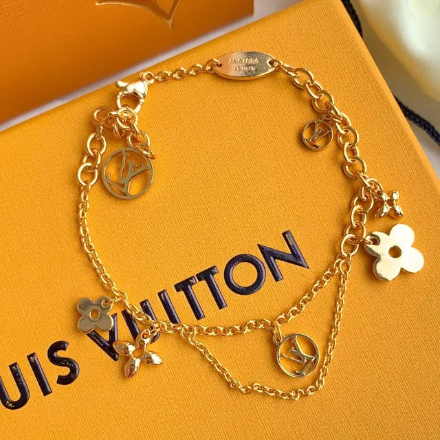 Louis Vuitton Multi-Charm Chain Bracelet Gold Bracelet 6