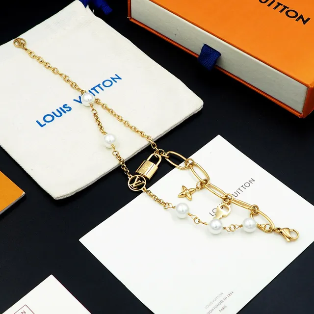 Louis Vuitton Multi-Charm Pearl and Gold-Tone Chain Bracelet 5