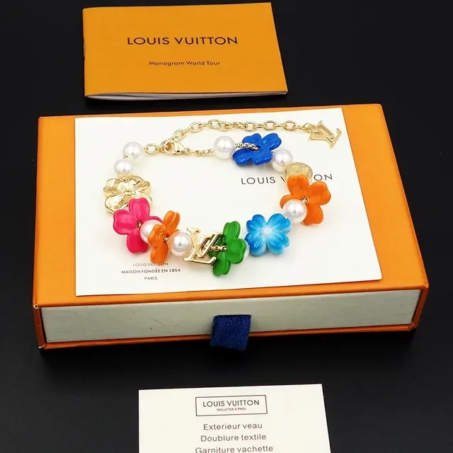 Louis Vuitton سوارماركيز بزهور ولؤلؤ متعدد الألوان 6