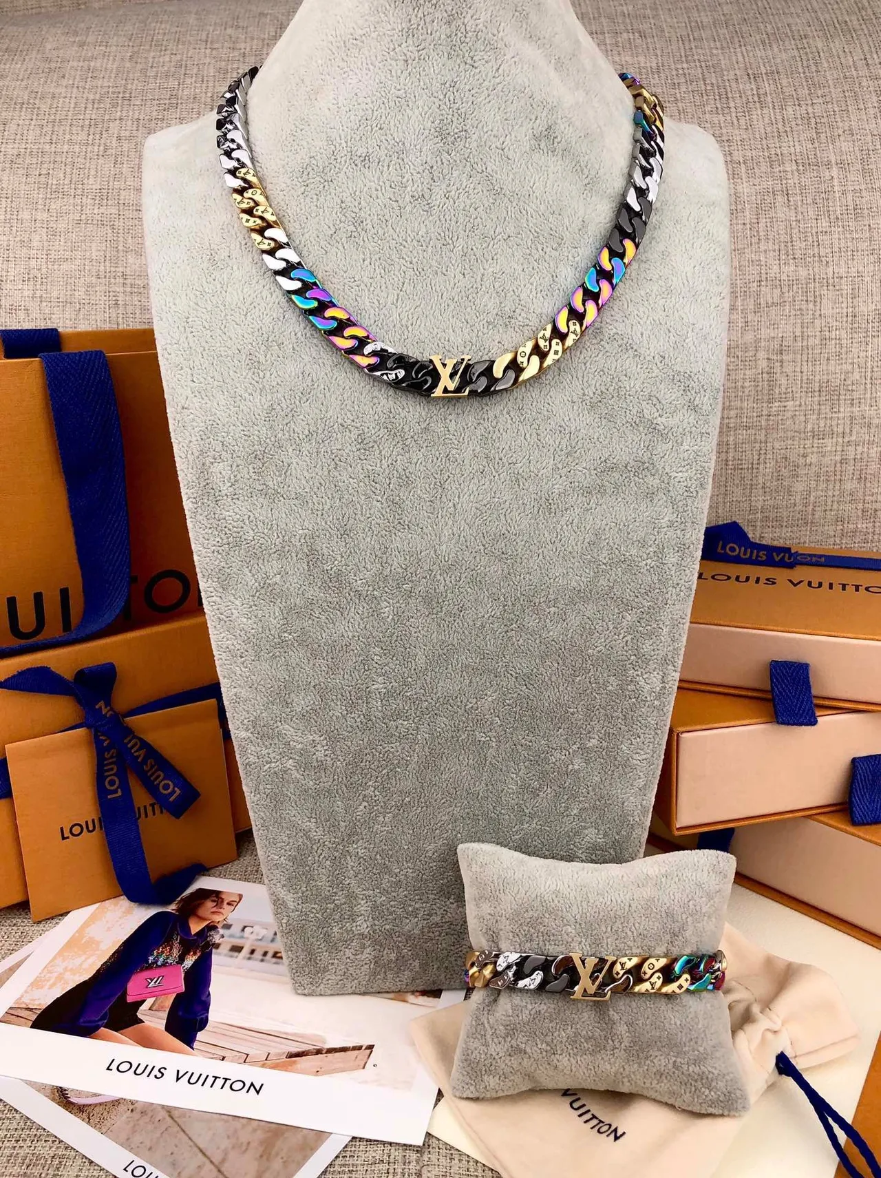 Louis Vuitton Multicolor Gold Chunky Curb-Link Chain Multitone Metallic Necklace 1