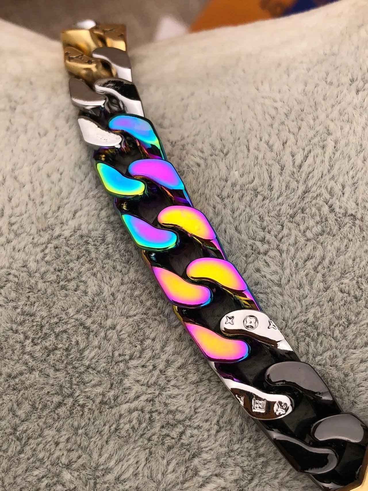 Louis Vuitton Multicolor Gold Chunky Curb-Link Chain Multitone Metallic Necklace 3