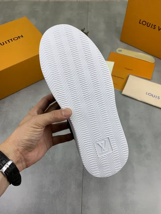 Louis Vuitton Sneakers Lifestyle Navy Velours Texturés 3
