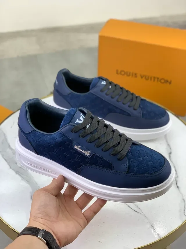 Louis Vuitton Sneakers Lifestyle Navy Velours Texturés 4