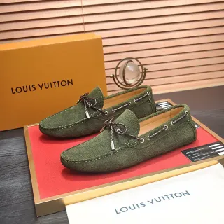 Louis Vuitton mocassins en daim vert olive corde
