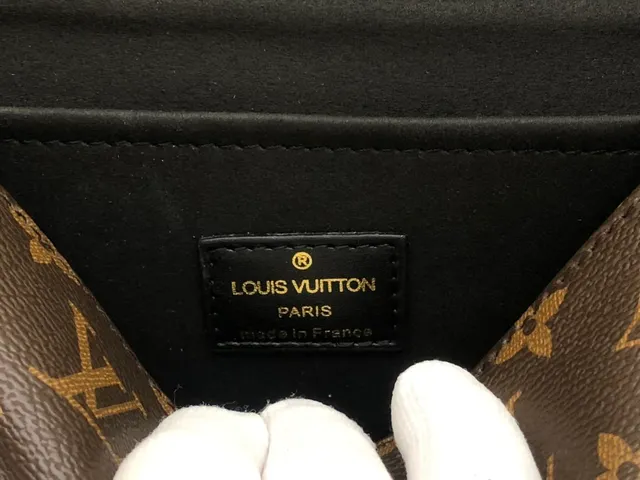 Louis Vuitton Petite Malle Monogram Canvas Bolsa Tote Marrom e Preta 8