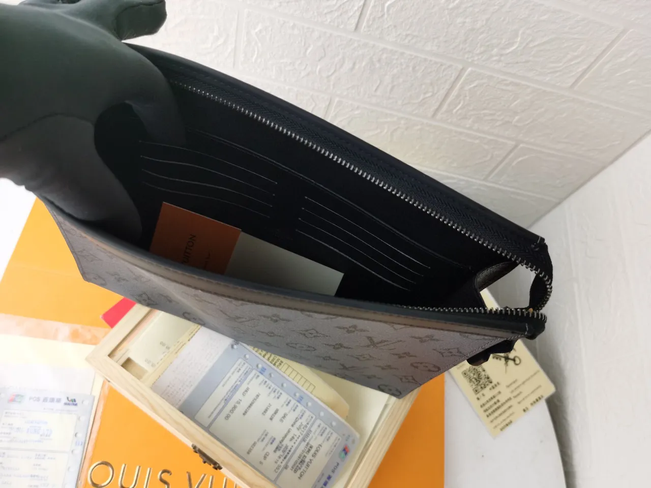 Louis Vuitton Pochette Accessoires Charcoal Gray Monogram Eclipse Envelope Clutch 2