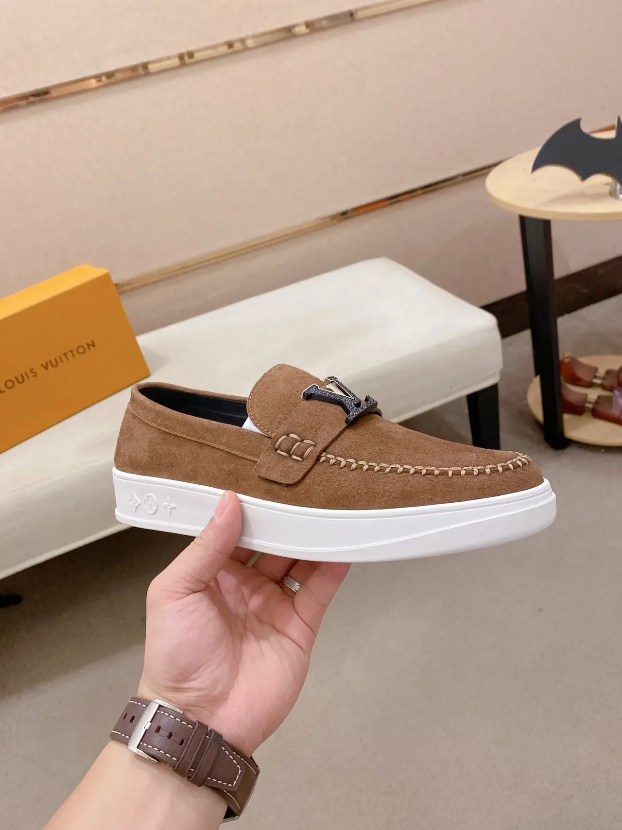 Louis Vuitton Run Away Loafer mocassins plateforme daim marron 4