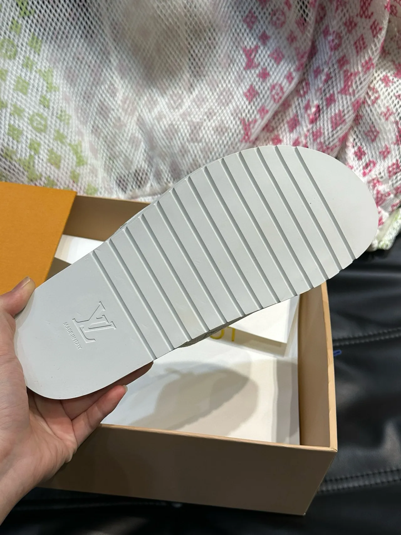 Louis Vuitton Run Away Slide Monogram Print Zipper Slippers 2