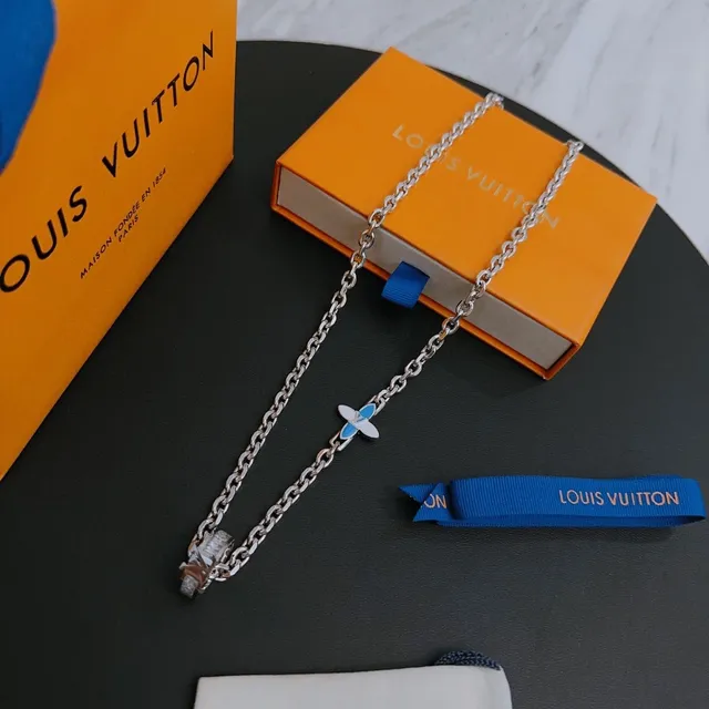 Louis Vuitton Corrente Curb Azul Prateada Esmaltada Borboleta Pingente Colar 6