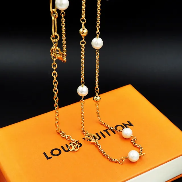 Louis Vuitton Silver Chain Pearl Accents Necklace 4