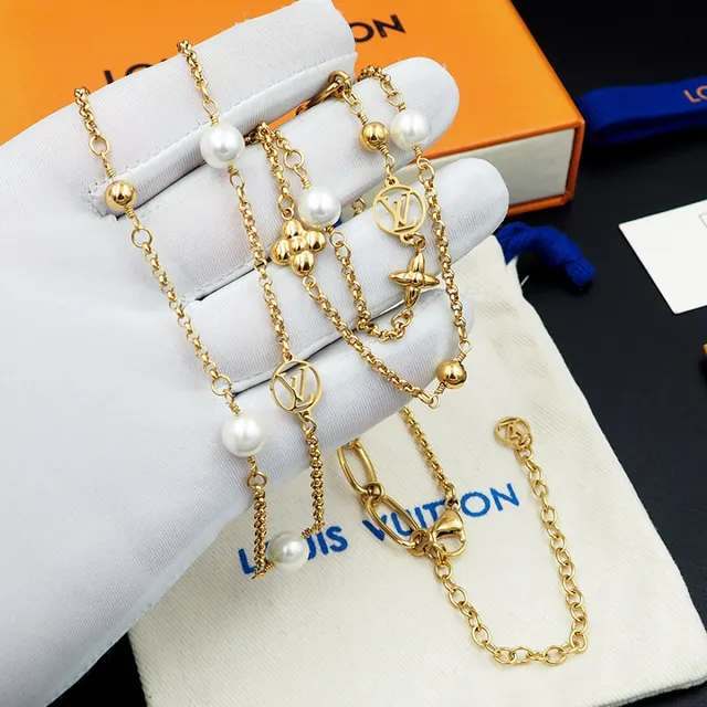 Louis Vuitton Silver Chain Pearl Accents Necklace 9