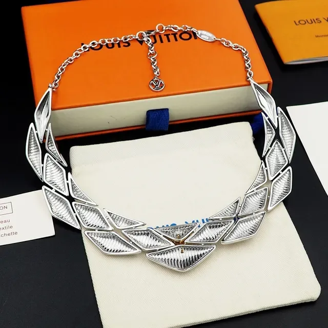 Louis Vuitton Silver Gold Articulated Leaf-Link Structure Rigid Choker Silhouette Necklace 4