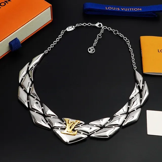 Louis Vuitton Silver Gold Articulated Leaf-Link Structure Rigid Choker Silhouette Necklace 7