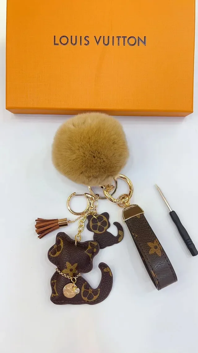 Louis Vuitton Teddy Bear Brown Beige Monogram Canvas Fur Pom-Pom Handbag 6