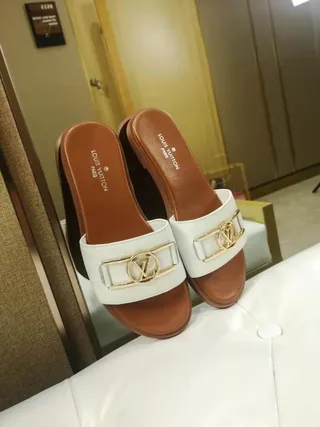 Louis Vuitton Twist White Leather Slippers 3