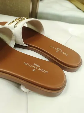 Louis Vuitton Twist White Leather Slippers 6
