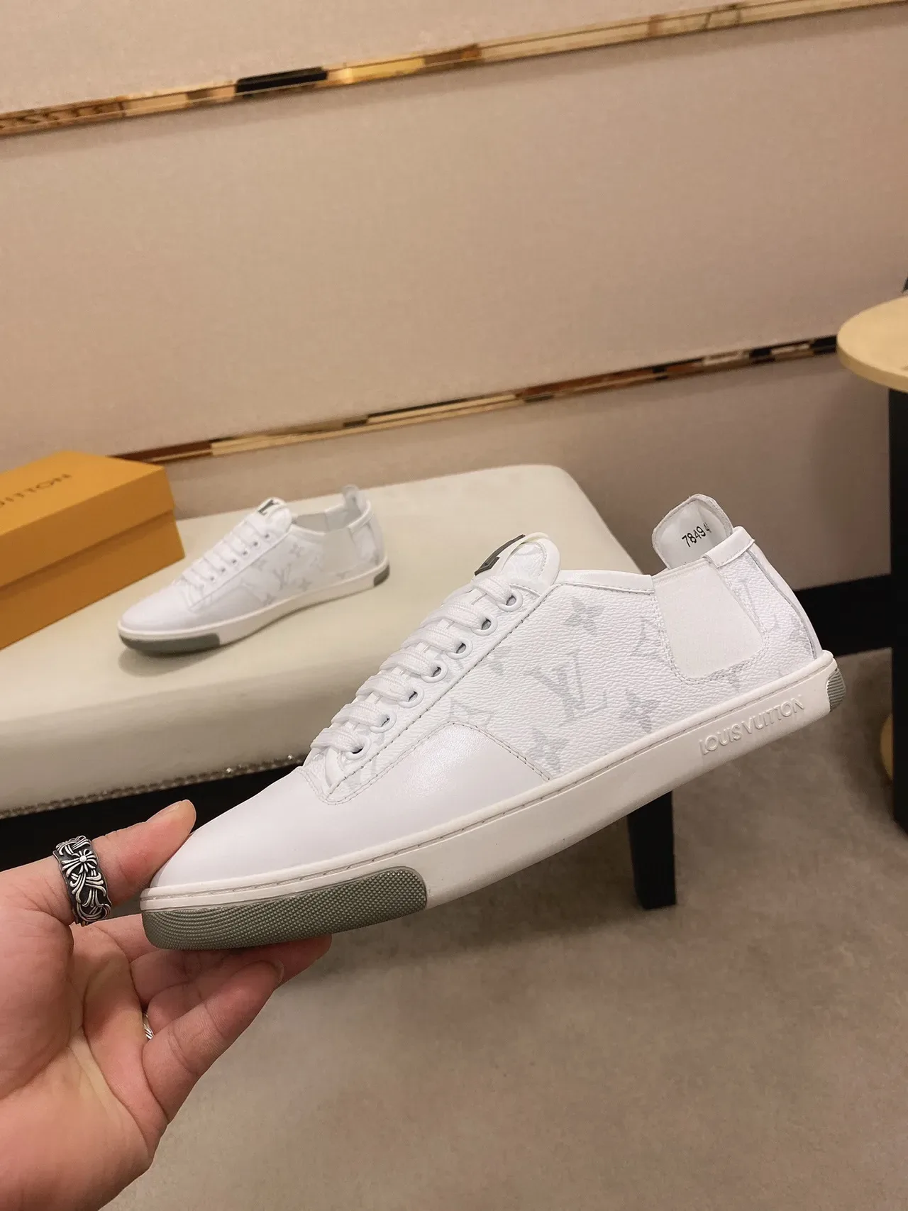 Louis Vuitton White Gray Monogram-Print Leather Low-Top Lace-Up Lifestyle Sneakers 7