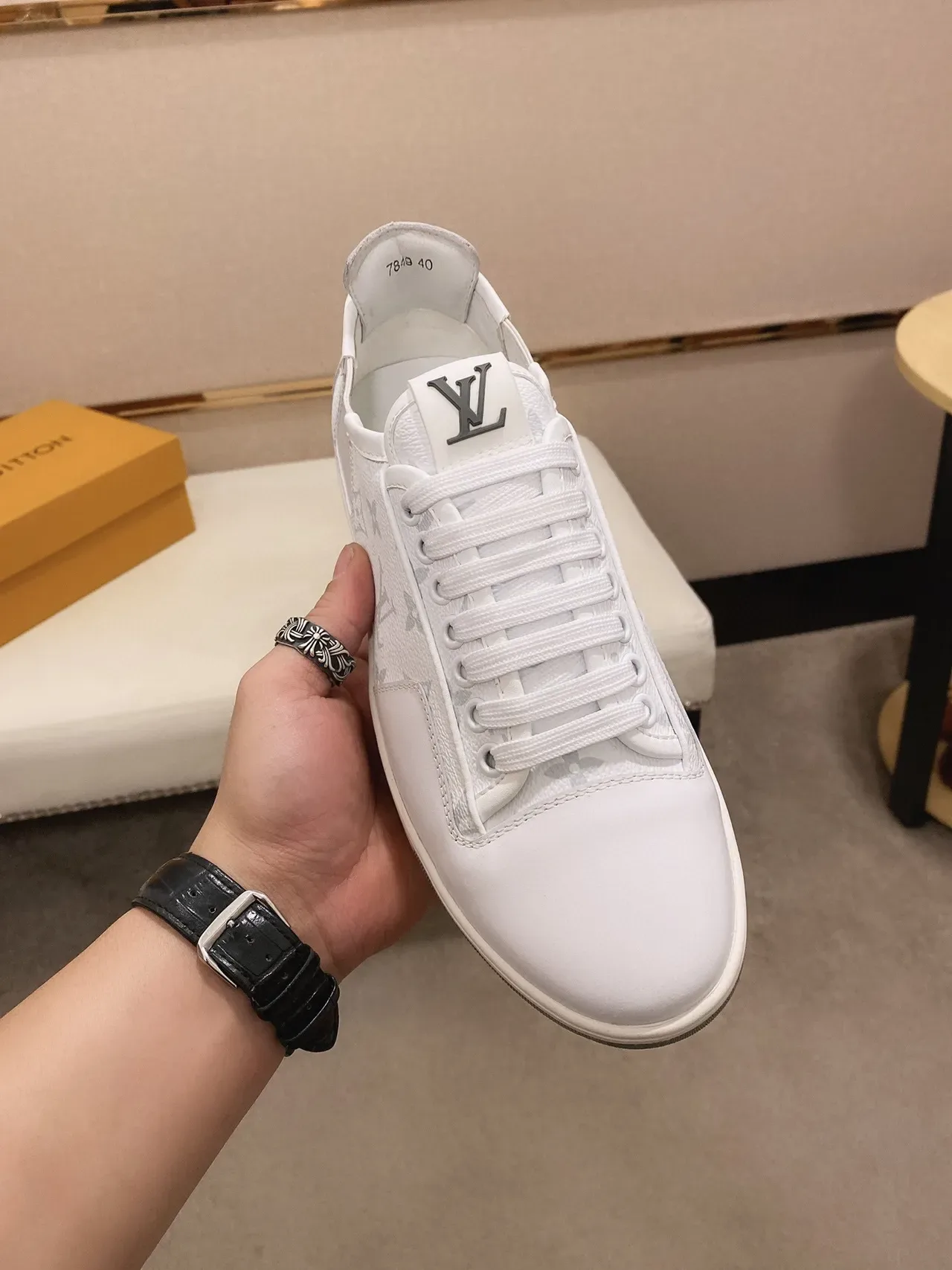Louis Vuitton White Gray Monogram-Print Leather Low-Top Lace-Up Lifestyle Sneakers 8