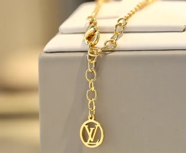 Louis Vuitton Winged Heart Pavé Crystal Gold-Tone Necklace 3
