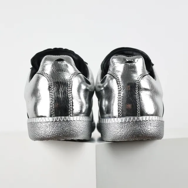 Maison Margiela Silver Black Metallic Leather Stitched Panel Construction Lifestyle Sneakers 8