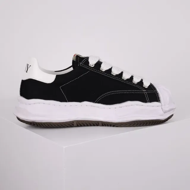 Maison Margiela Tabi-Inspired Black and White Canvas Lifestyle Sneakers 7