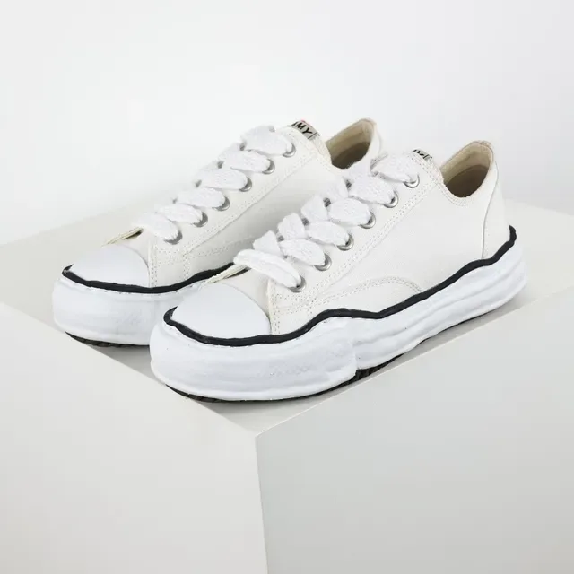 Maison Margiela Baskets Lifestyle Blancs Noirs Canvas Upper Déconstruit Layered Sole 2