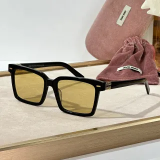 Miu Miu أسود ذهبي إطار مستطيل بناء أسيتات نظارات شمسية