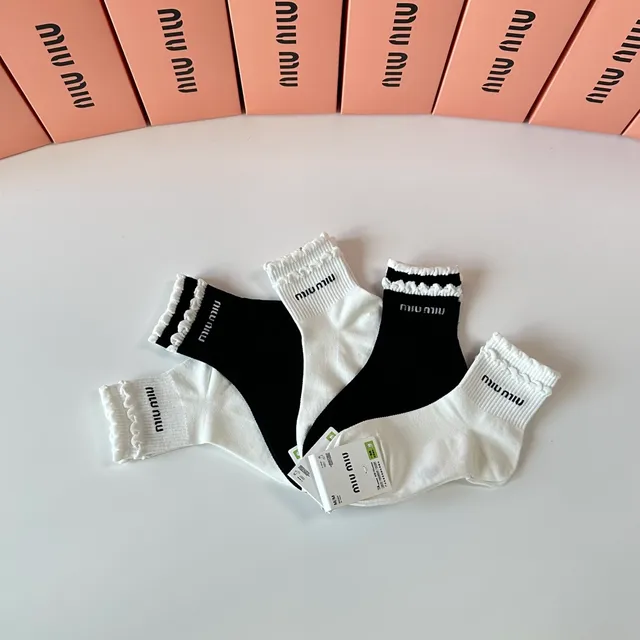 Miu Miu Ruffled Cuff Logo Socks 5