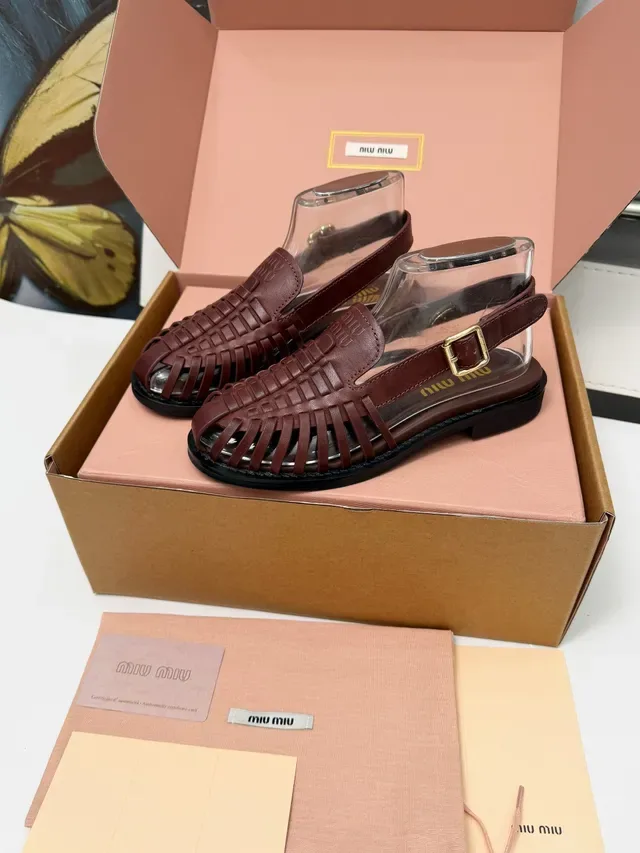 Miu Miu Wander Marrom Preto Couro Tecido Tirante PVC Transparente Sandálias Casuais 3