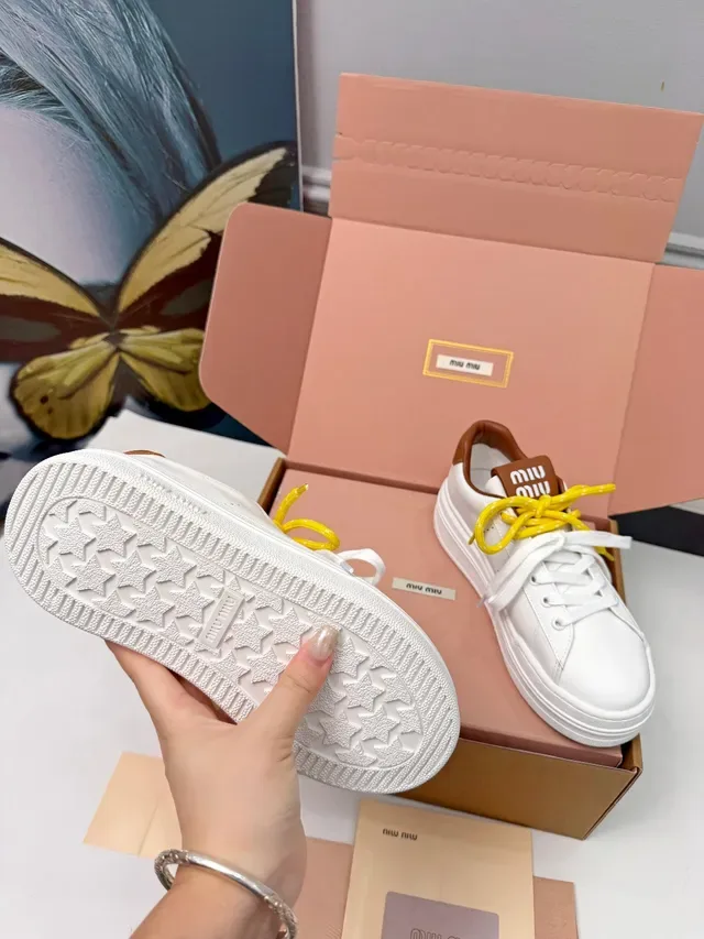 Miu Miu Wander White Brown Yellow Baskets Lifestyle 3