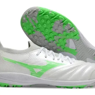 Mizuno White Green Low-Cut Lace-Up Synthetic Quilted Upper Turf Soccer Shoes