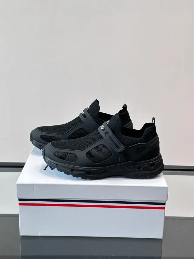 Moncler Sneakers Lifestyle Noires en Tricot Slip-On 5