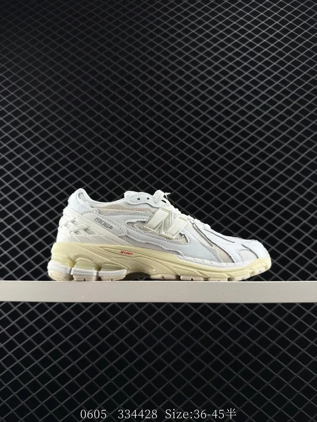 New Balance 1906D Baskets chunky couleur Off-White et Cream 6
