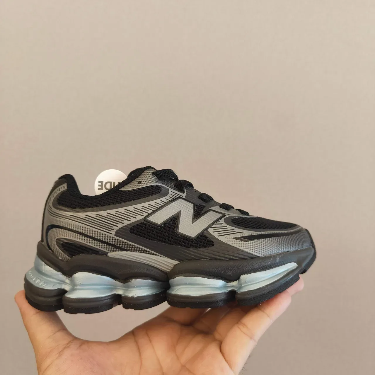 New Balance 2002R Preto Cinza Translucido Pod Tênis Lifestyle 14