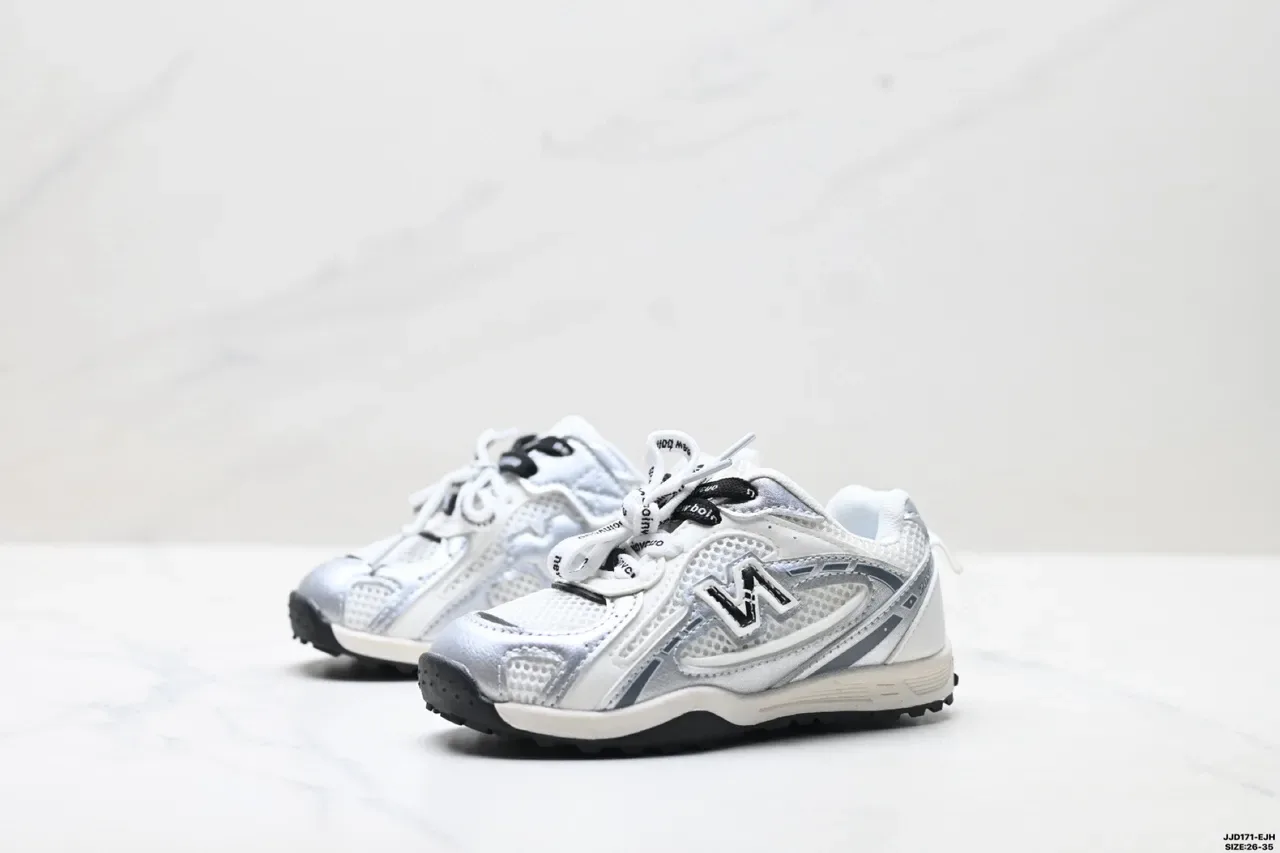 New Balance 2002R Black White sneakers de estilo de vida con upper de malla sintética en jaula con capas 13