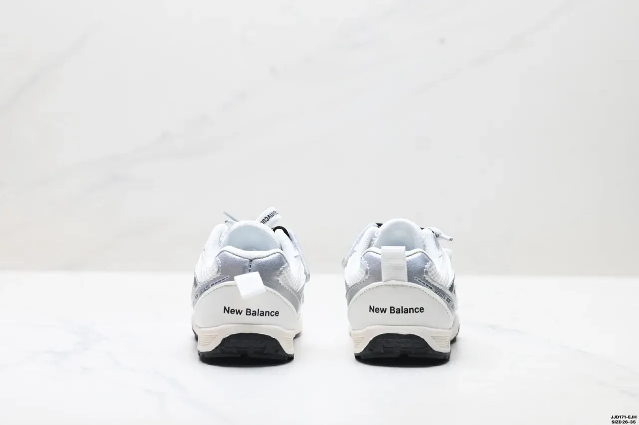 New Balance 2002R Black White sneakers de estilo de vida con upper de malla sintética en jaula con capas 15