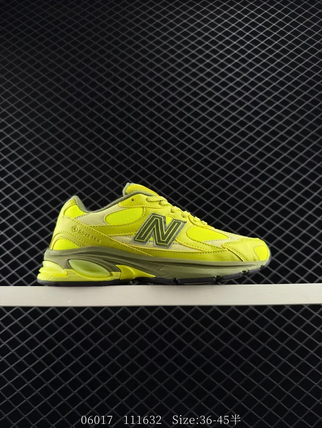 New Balance 2002R Neon Yellow GORE-TEX Chaussures épaisses 6