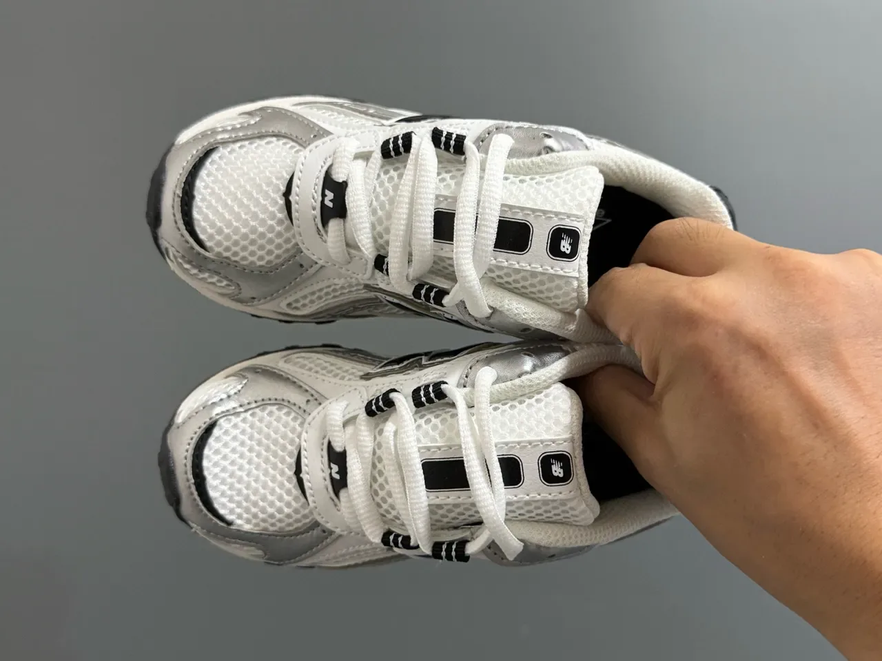 New Balance 204 Beige et Off-White Chaussures Lifestyle 15