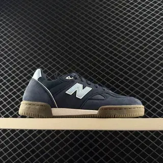 New Balance 600 Navy and Light Blue Lifestyle Sneakers