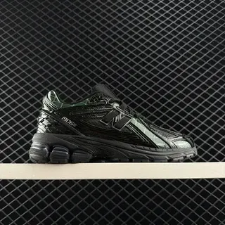 New Balance 906 Black Green Iridescent Overlays Chunky Sneakers
