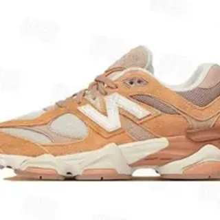 New Balance 9060 Beige Marrón Suela Con Capas Parte Superior Mista De Ante Y Malla Zapatillas Chunky