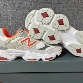 New Balance 9060 Beige Red سيليويت وسادة وسطية متعددة الطبقات أحذية رياضية سميكة