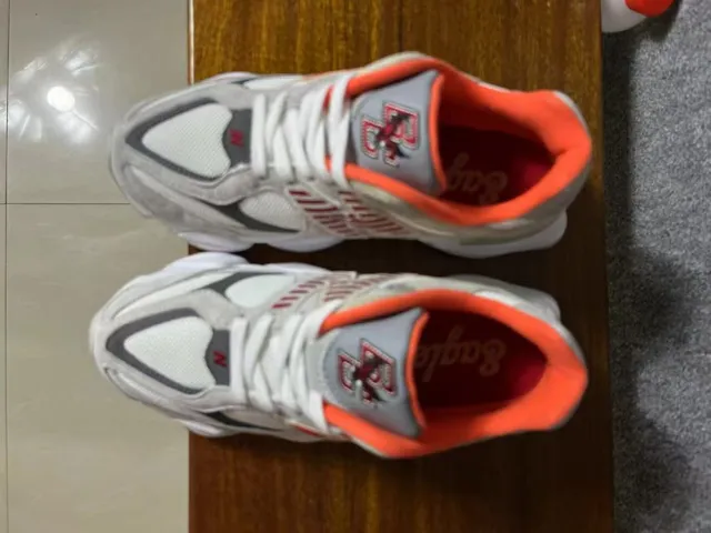 New Balance 9060 Beige Red سيليويت وسادة وسطية متعددة الطبقات أحذية رياضية سميكة 5