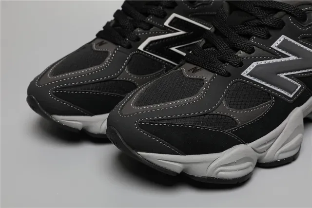 New Balance 9060 Chaussures Lifestyle Noir Gris 4