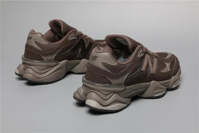 New Balance 9060 Marron Beige Chaussures lifestyle 3