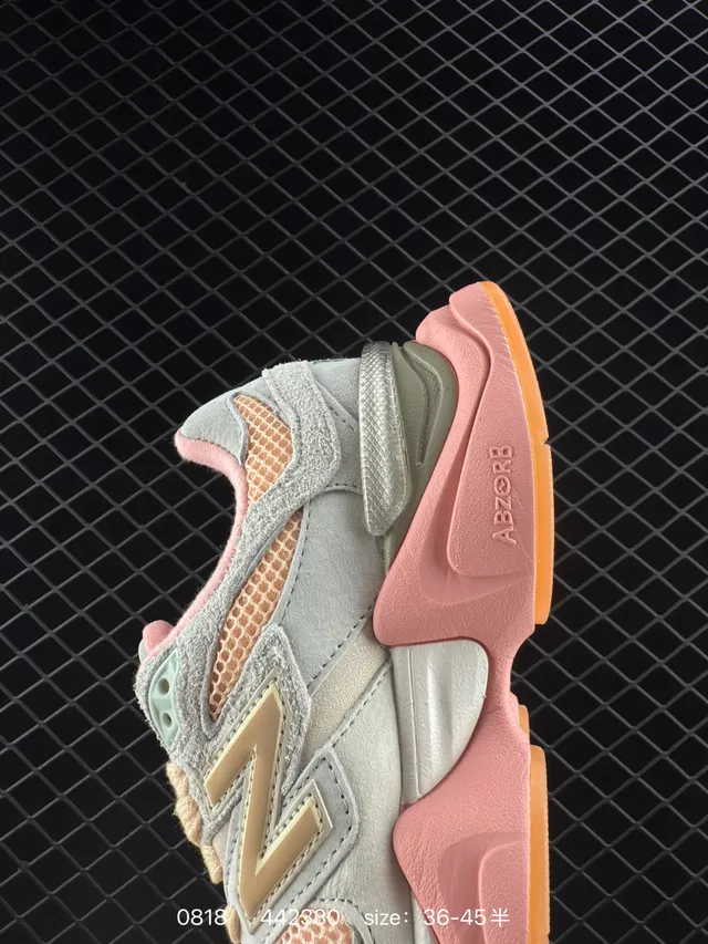 New Balance 9060 Gris Rose Sneakers Chunky 3
