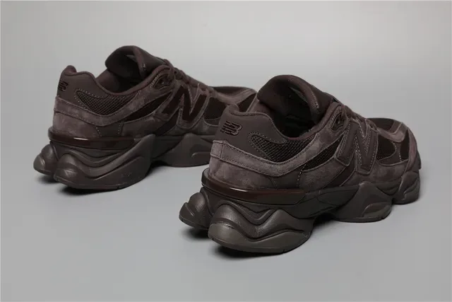 New Balance 9060 Monochromatique Marron Lifestyle Sneakers 3