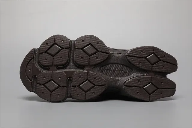New Balance 9060 Monochromatique Marron Lifestyle Sneakers 6