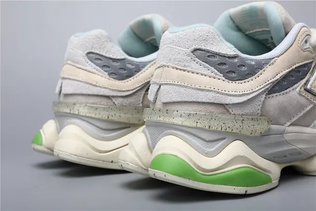 New Balance 9060 Off-White Cinza Verde tênis chunky 2